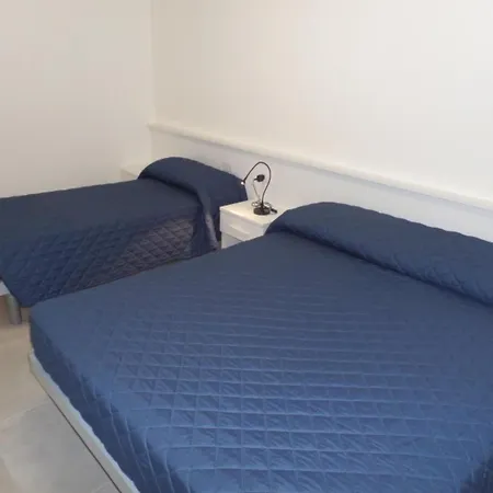Modern And Equipped Living With Pool * ביביונה