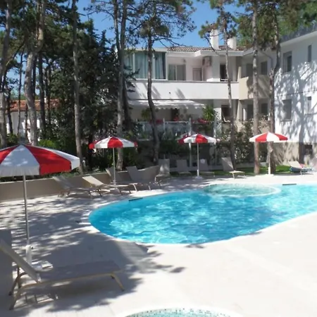 Appartamento Modern And Equipped Living With Pool